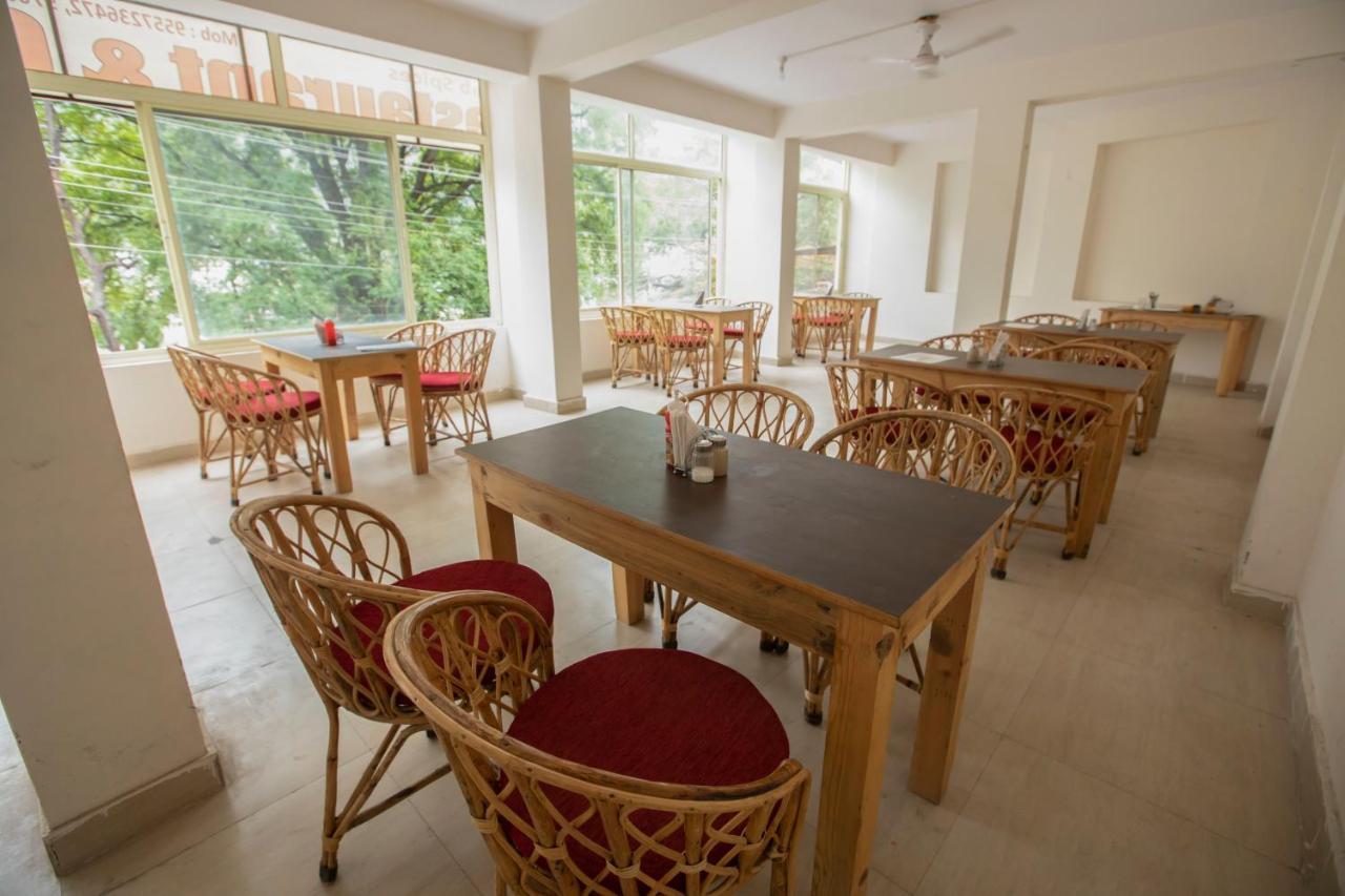 Hotel Grace Ganga By Oscenox-Hotel In Rishikesh Tapovan Buitenkant foto
